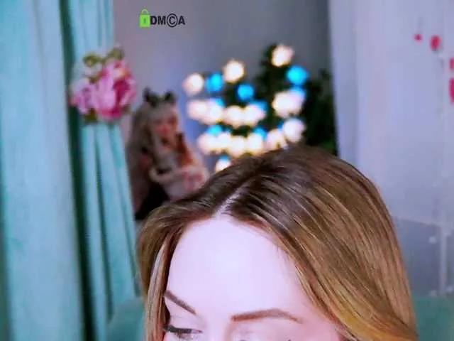 Discover cute camslut 0------0 0------0 from BongaCams