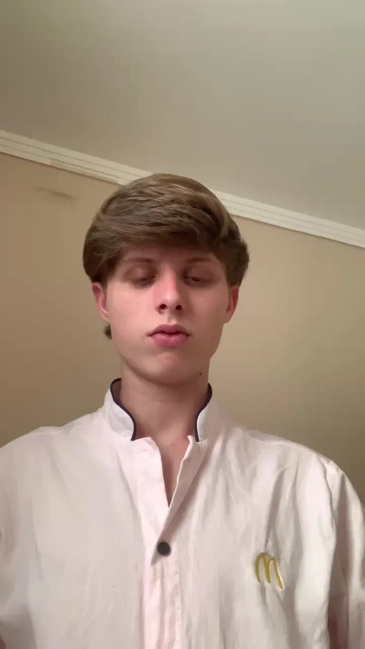 Offline DiegoLoirin on Cam4