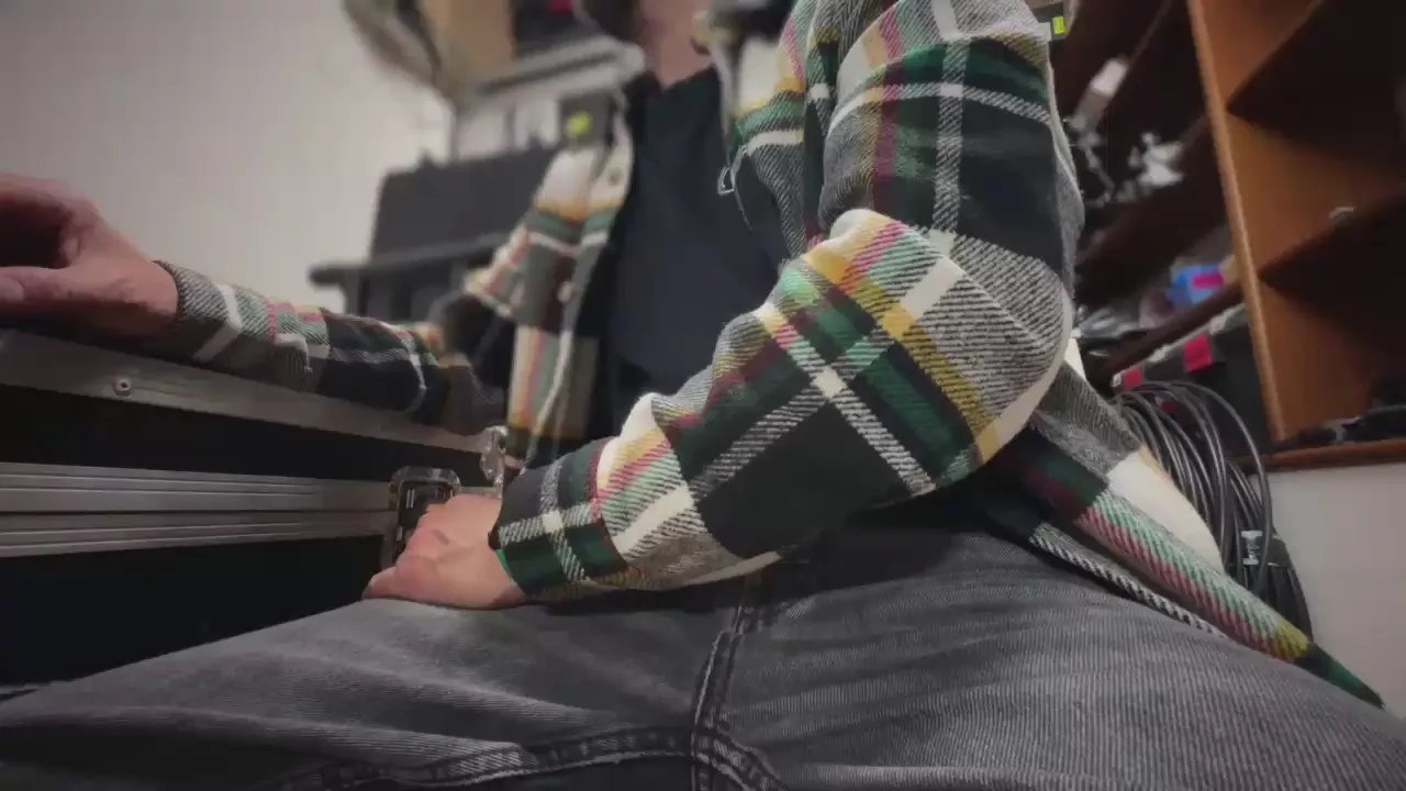 Offline DILFMILANO on Cam4