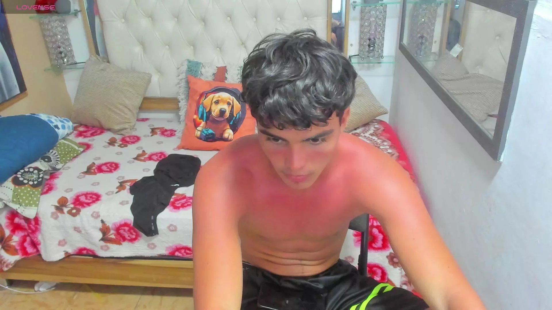 Offline heiker_ on Cam4