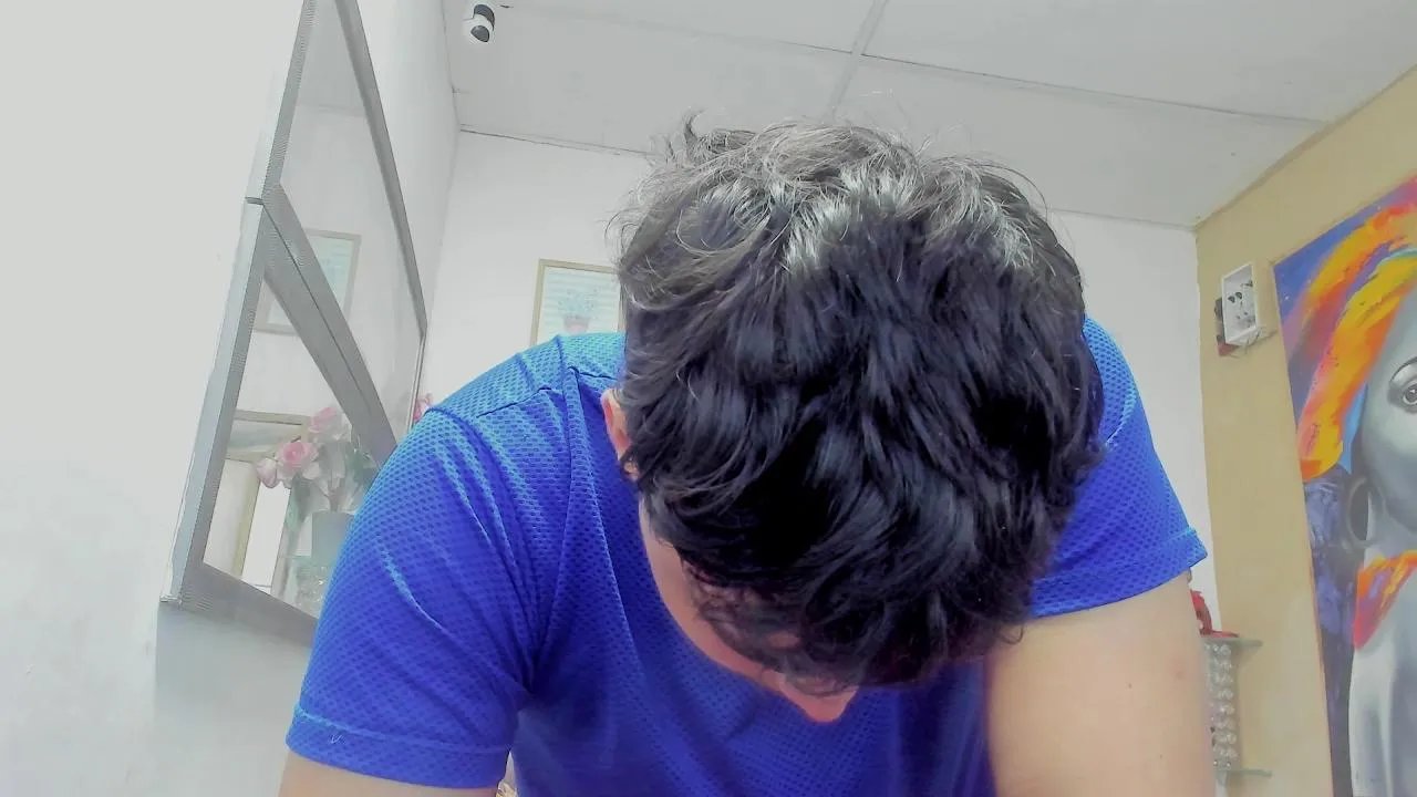 Offline heiker_ on Cam4