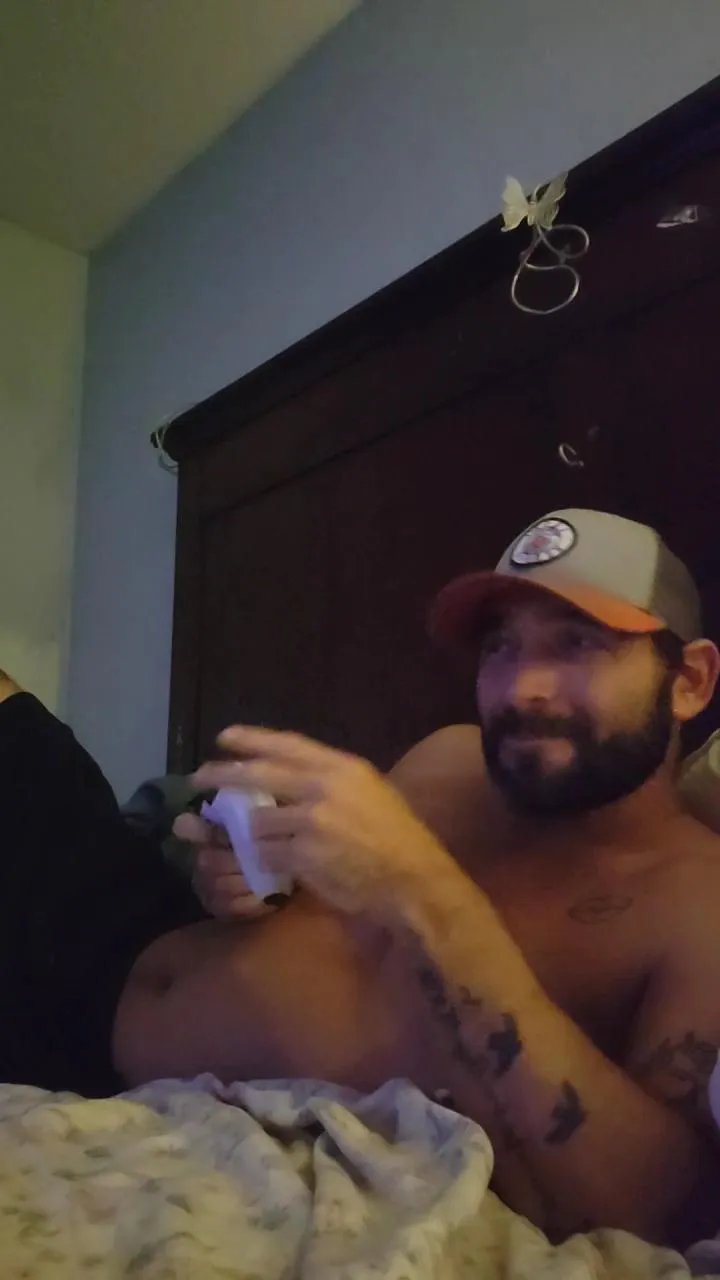 Offline Itzmeebaby on Cam4