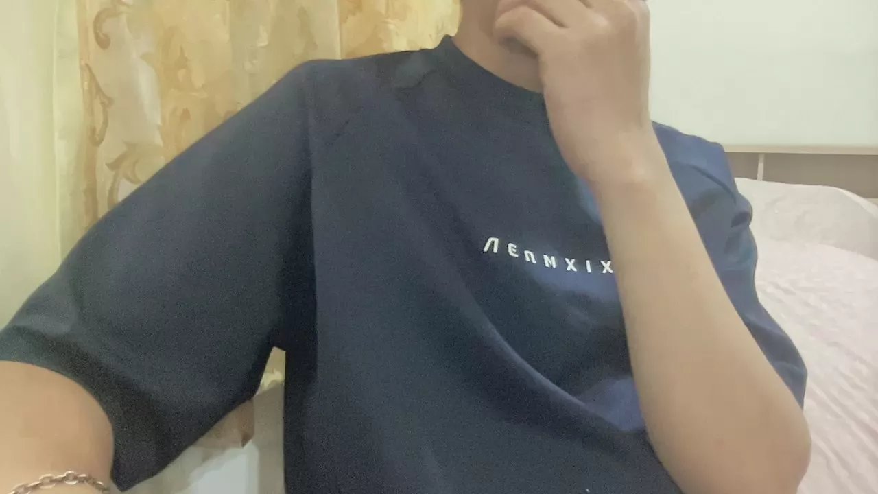 Offline lztrf on Cam4