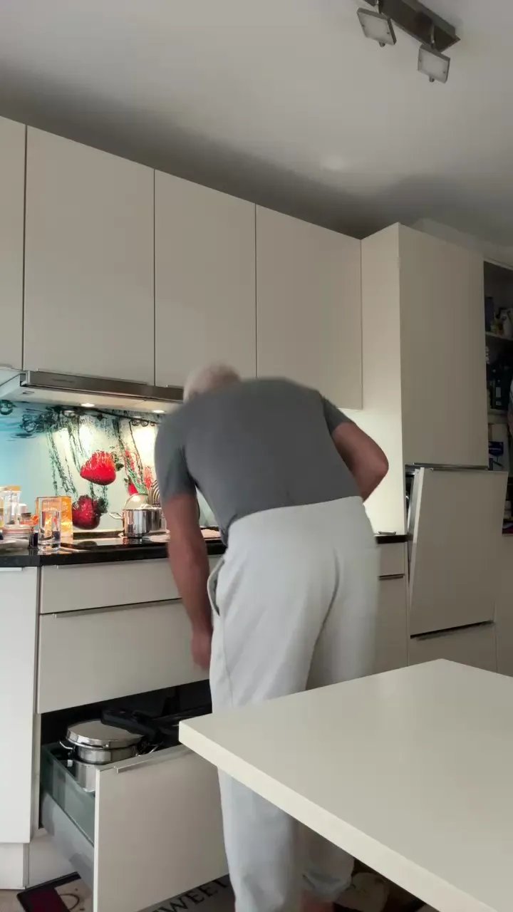 Offline Strolch1707 on Cam4