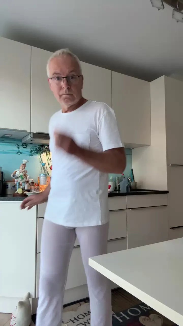 Offline Strolch1707 on Cam4