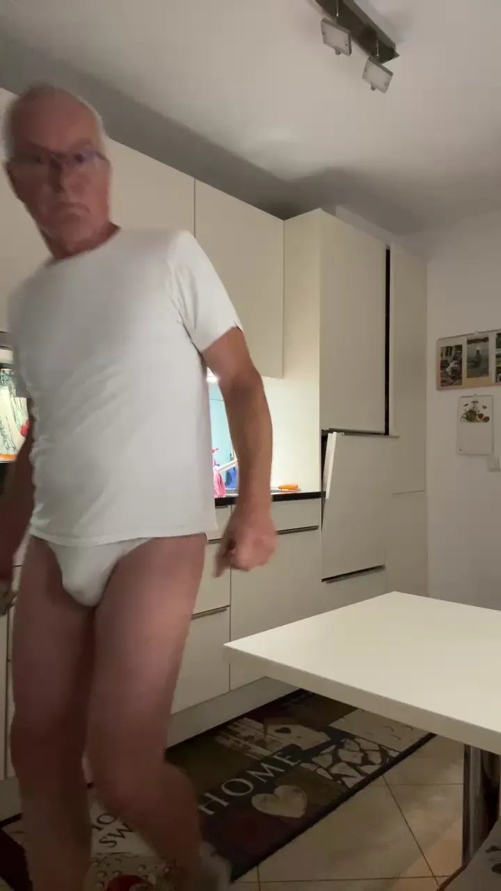 Offline Strolch1707 on Cam4