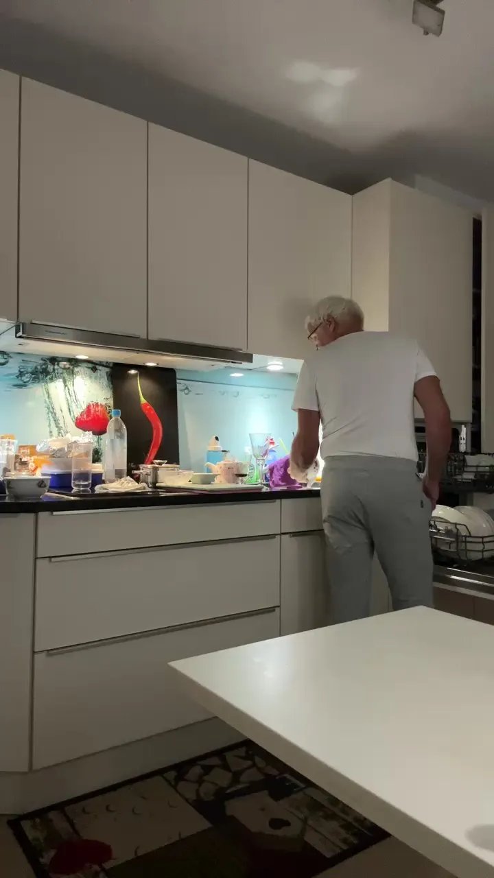 Offline Strolch1707 on Cam4