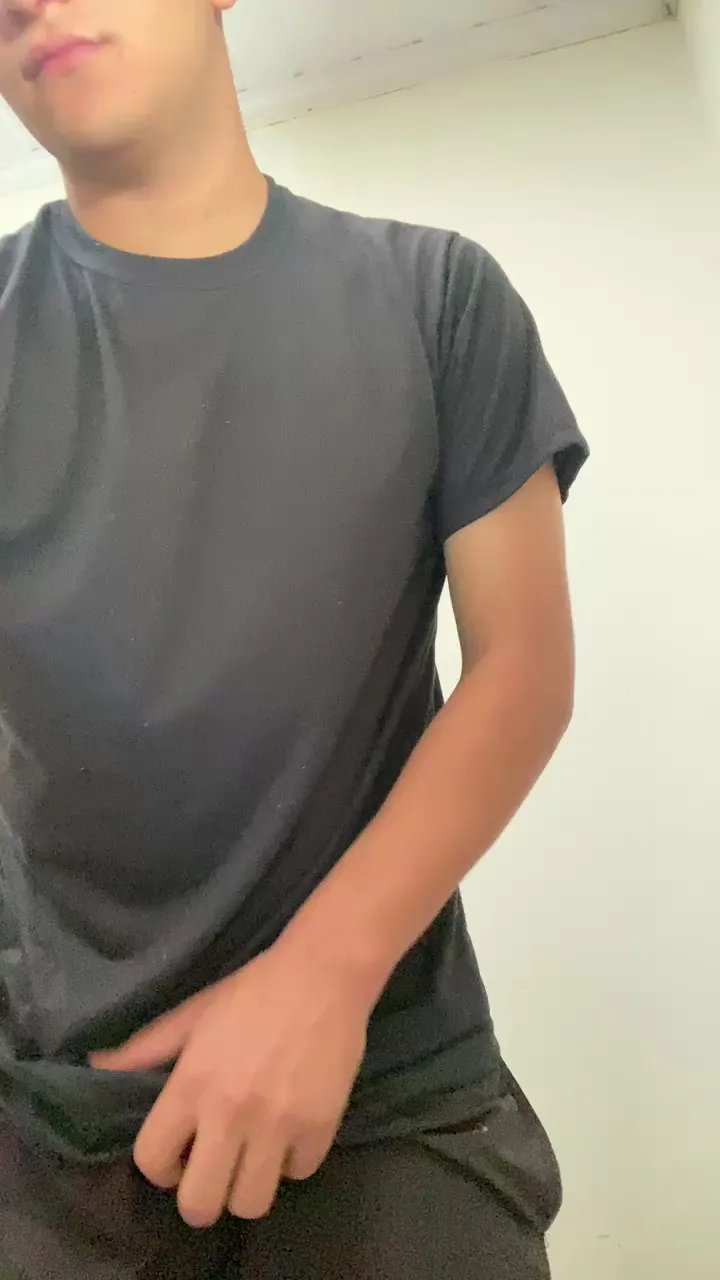 Offline Tavinh067 on Cam4