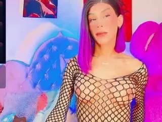 alexa-naughty on CamSoda 