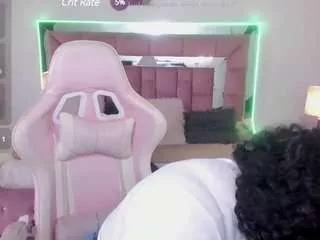 aliciia-cute on CamSoda 