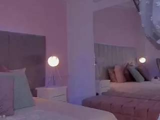 andromeedaa on CamSoda 