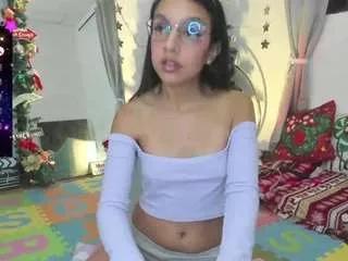 anhievans on CamSoda 