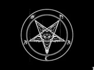 ave666baphomet on CamSoda 