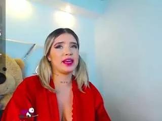 britney-amberr on CamSoda 