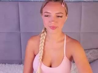 leksywest on CamSoda 