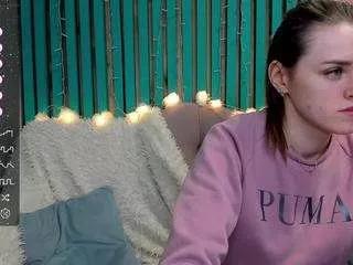 midniggghtsun on CamSoda 