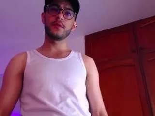 oliverr-1 on CamSoda 