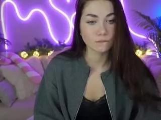 sunnysweety on CamSoda 