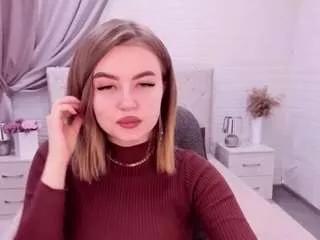 violettagreen on CamSoda 