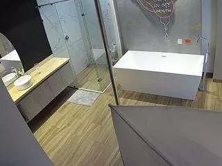 voyeurcam-casa-salsa-bathroom-3 on CamSoda 