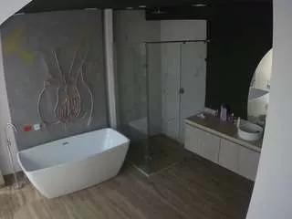 voyeurcam-casa-salsa-bathroom-4 on CamSoda 