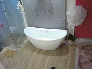 voyeurcam-casa-salsa-bathroom-5 on CamSoda 