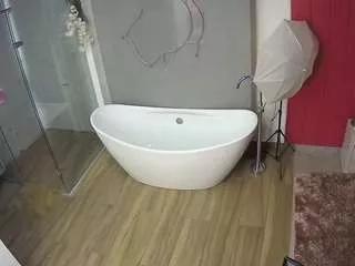 voyeurcam-casa-salsa-bathroom-5 on CamSoda 