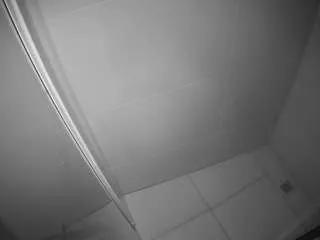 voyeurcam-casa-salsa-bathroom-8 on CamSoda 