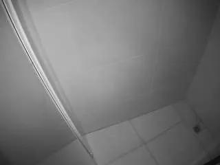 voyeurcam-casa-salsa-bathroom-8 on CamSoda 