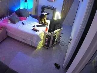 voyeurcam-casa-salsa-bedroom-11 on CamSoda 