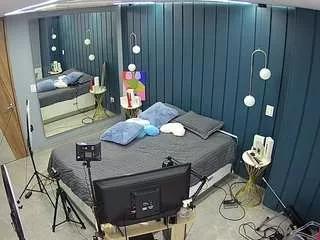 voyeurcam-casa-salsa-bedroom-2 on CamSoda 