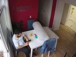 voyeurcam-jb-dining on CamSoda 