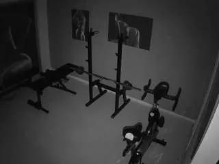 voyeurcam-jb-gym on CamSoda 