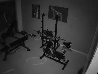 voyeurcam-jb-gym on CamSoda 