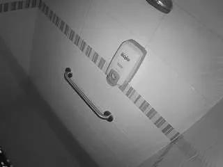 voyeurcam-jb-jail-shower on CamSoda 