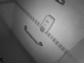 voyeurcam-jb-jail-shower on CamSoda 