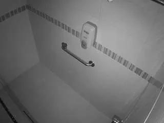 voyeurcam-jb-shower-10 on CamSoda 