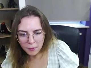 zoeyfancy on CamSoda 