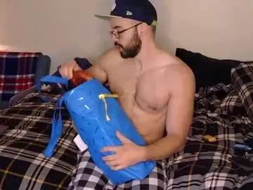 plsdonthack on Chaturbate 