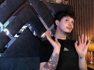 Offline aaron_blink_james_oclock on Flirt4Free