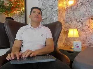 andrew_stelee on Flirt4Free 