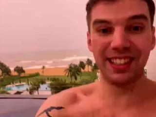 arthur_andrews on Flirt4Free 