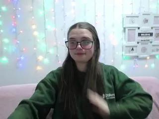 caroliine_muller on Flirt4Free 