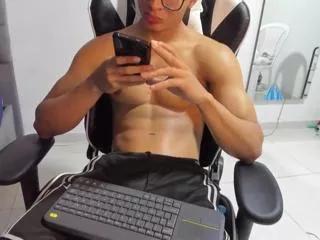 chriss_jones on Flirt4Free 