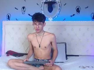 desmond_connor on Flirt4Free 