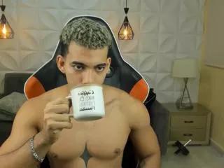 elvis_rey on Flirt4Free 