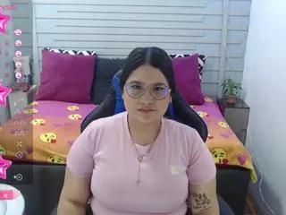 evelin_zaens on Flirt4Free 