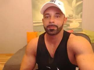 gustavo_muscle on Flirt4Free 