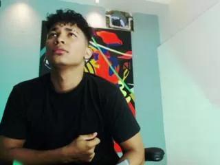 james_curly on Flirt4Free 