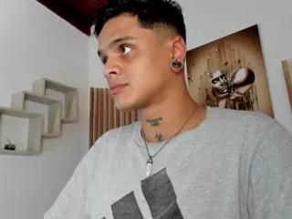 joshua_kinng on Flirt4Free 